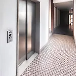 100m To Arena 3br Luxury ורונה