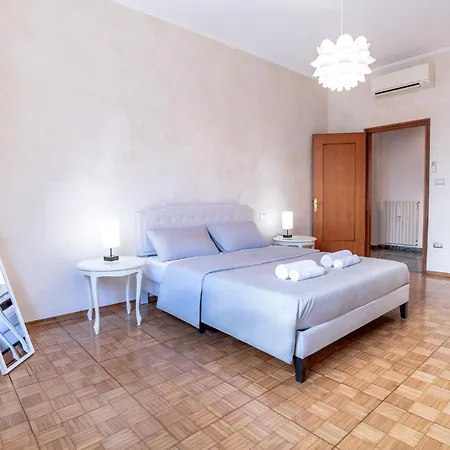 דירה 100m To Arena 3br Luxury *