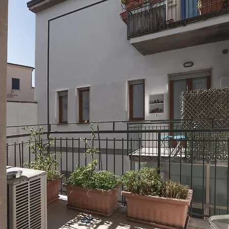 100m To Arena 3br Luxury
